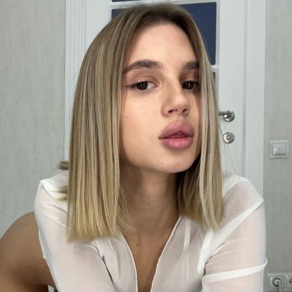 blondy_violetta OnlyFans picture