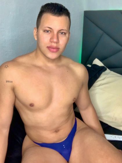 enriquesalazarjmprivate OnlyFans picture
