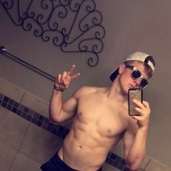r-i-p OnlyFans picture