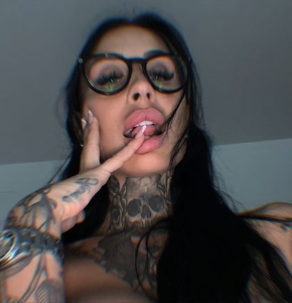 l.xena OnlyFans picture