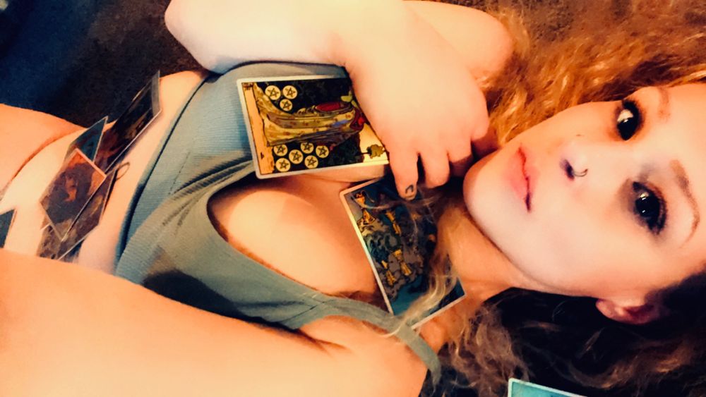 yourtarotgirl OnlyFans profile picture