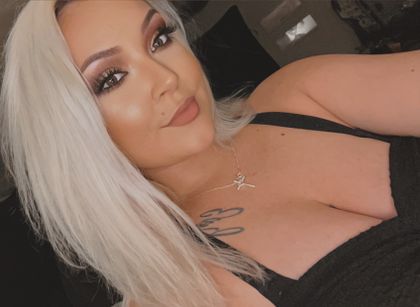 downbadd OnlyFans picture