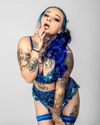 alissablueof OnlyFans picture