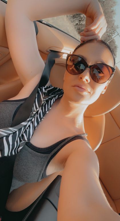 tradiegirlatwork OnlyFans picture