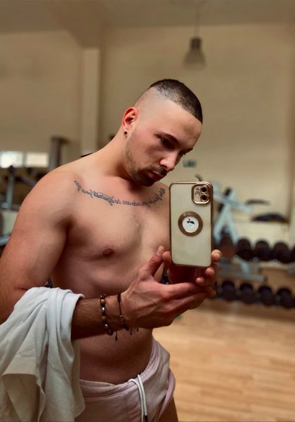 xzhoni OnlyFans picture