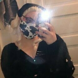 kissingforests OnlyFans picture