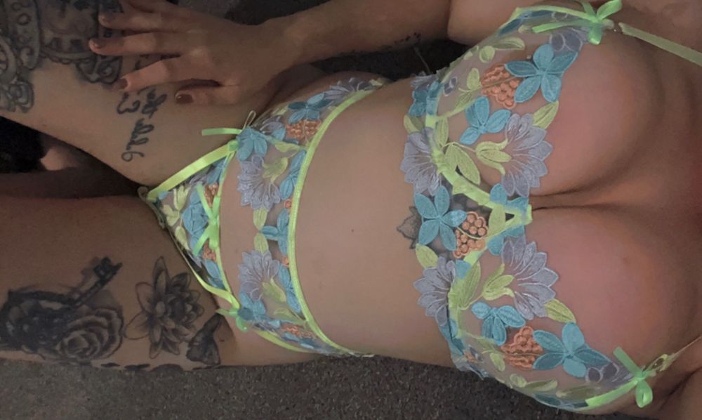 obs3ss3dw1thy0u OnlyFans profile picture
