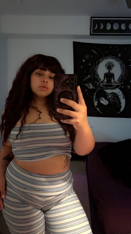 vellvetrose OnlyFans picture