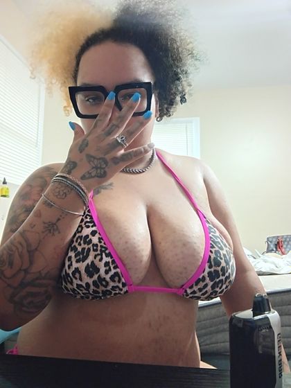urbxbymoms OnlyFans picture