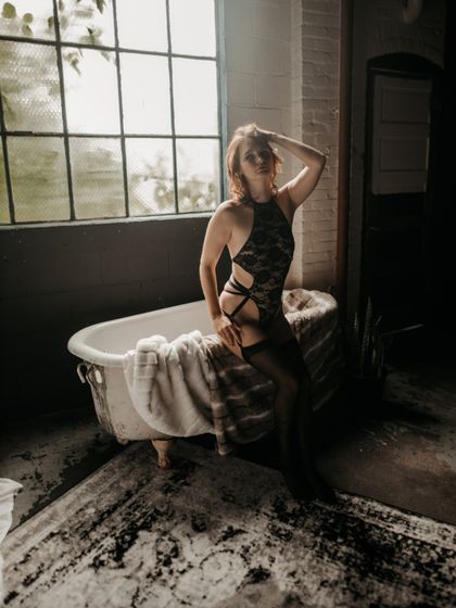 elllastrongs OnlyFans picture