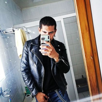 lukyan OnlyFans picture