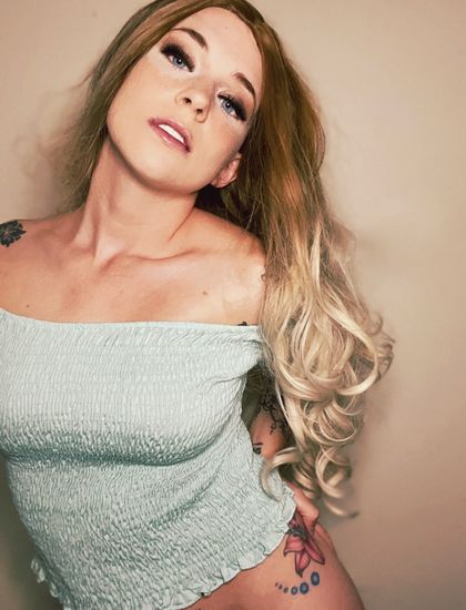 inkedwyfe OnlyFans picture