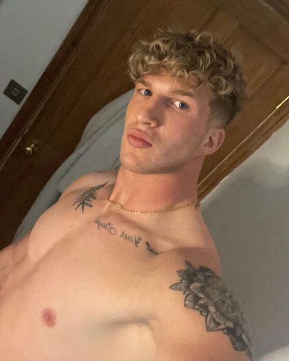 Male Best Hot Rubio OnlyFans Accounts with discounted price  