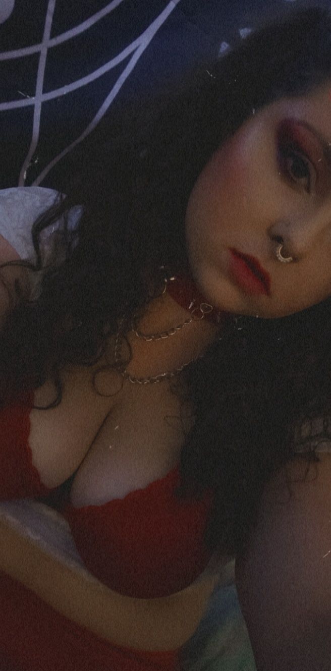 aradiant OnlyFans profile picture