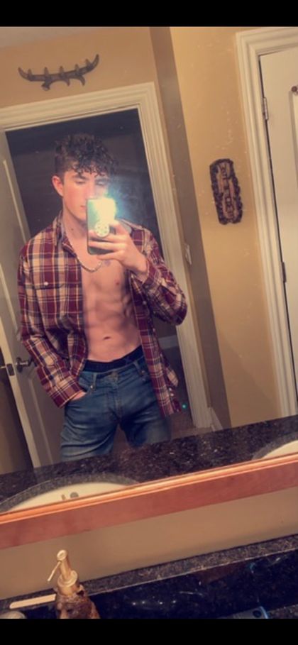 u308037005 OnlyFans picture