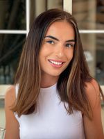yourveroniq OnlyFans - Free Trial - Photos - Socials | FansMetrics.com