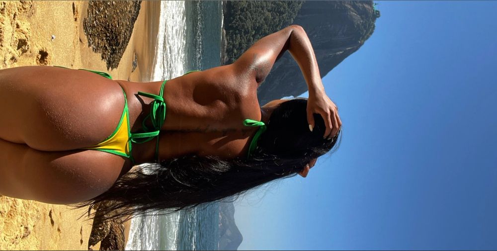 pocahcarioca OnlyFans profile picture