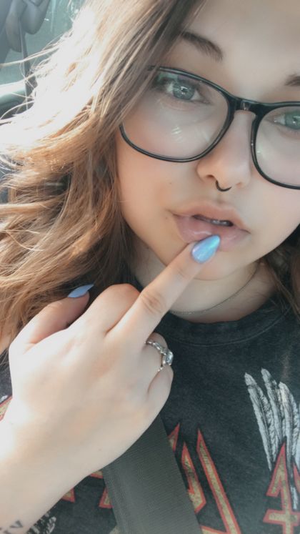 queenwillowb OnlyFans picture