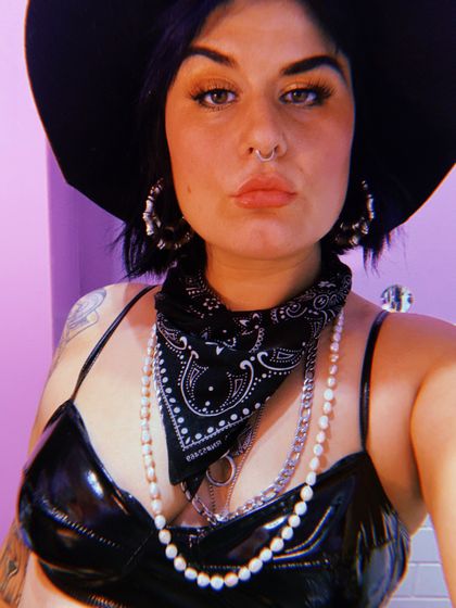 glittershowbug OnlyFans picture