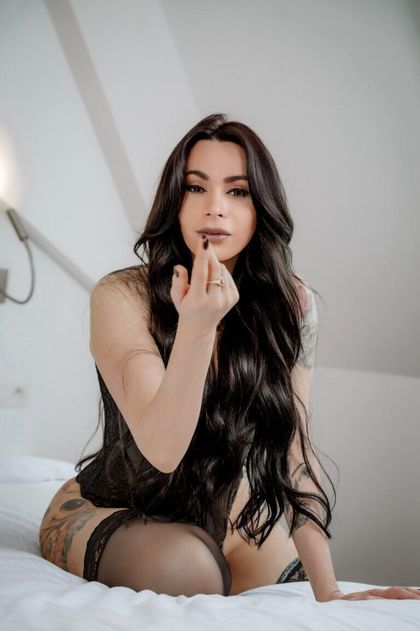 sabrinebismartiny OnlyFans picture