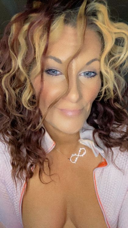 xx.mad.ie OnlyFans picture