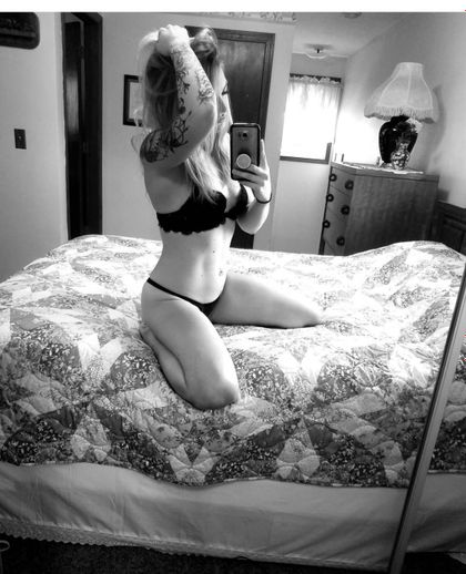 xx_lzzy_xx OnlyFans picture