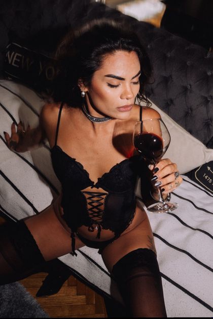 lanegratevez OnlyFans picture