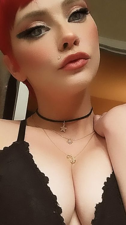 reynawaifu OnlyFans picture