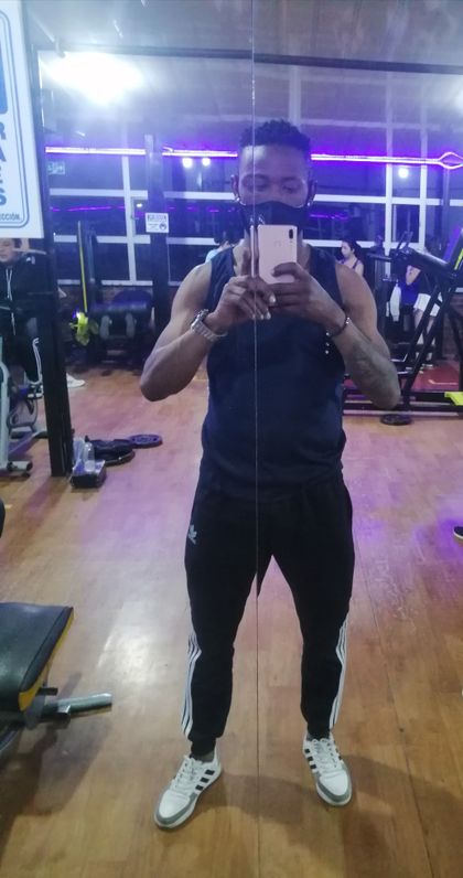 richardararat OnlyFans picture