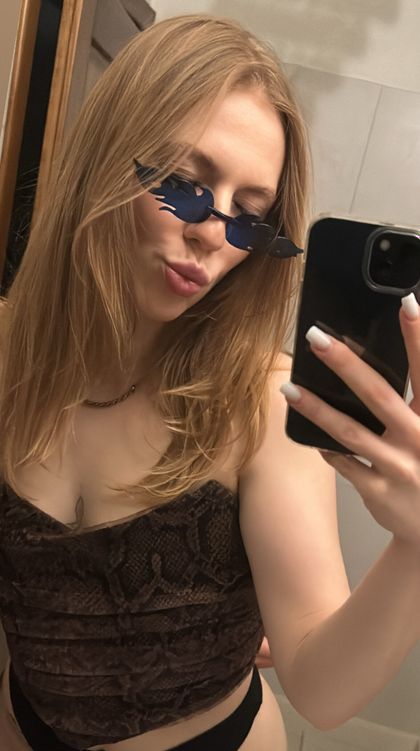 zoyeplay OnlyFans picture