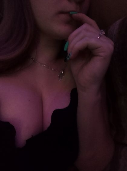 blondeplayfulkitty OnlyFans picture