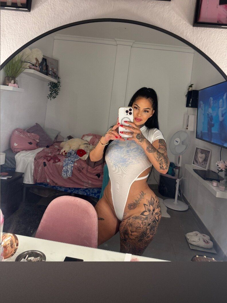 alexandraleon OnlyFans profile picture