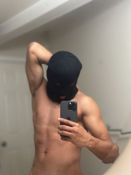 cubanpapi555 OnlyFans picture