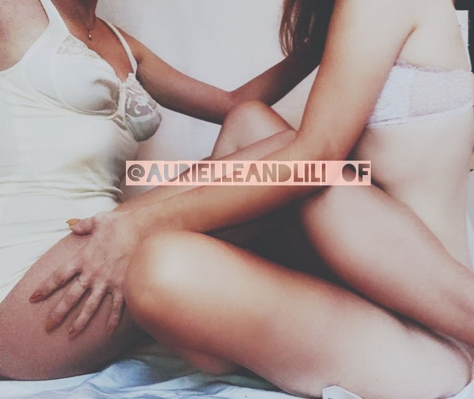 aurielleandlili_of OnlyFans profile picture
