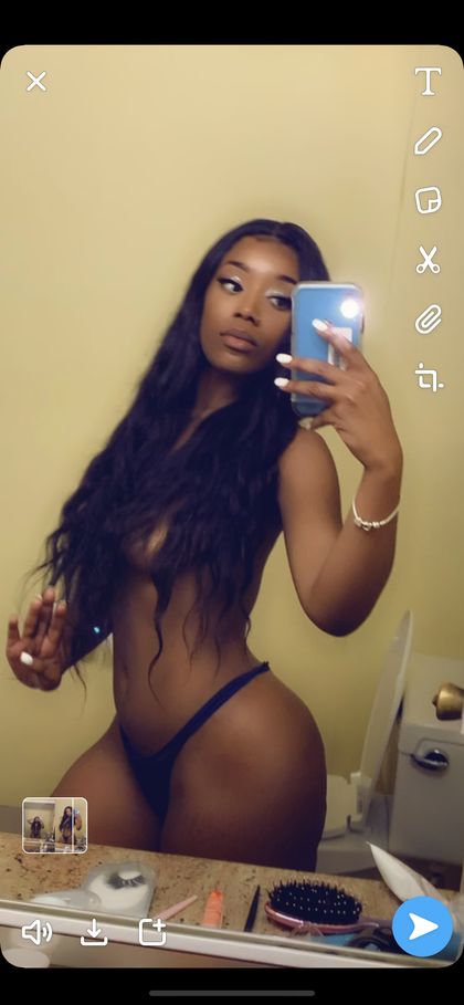 u24047935 OnlyFans picture