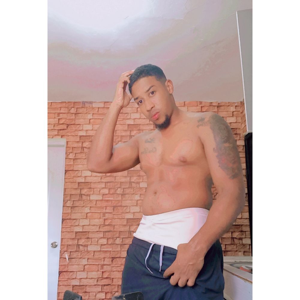 hichez OnlyFans profile picture