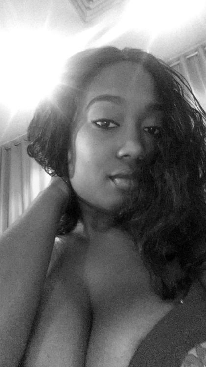 alirastone OnlyFans picture