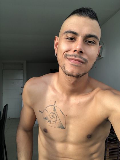 valojr8 OnlyFans picture