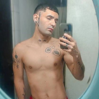 u92105031 OnlyFans picture