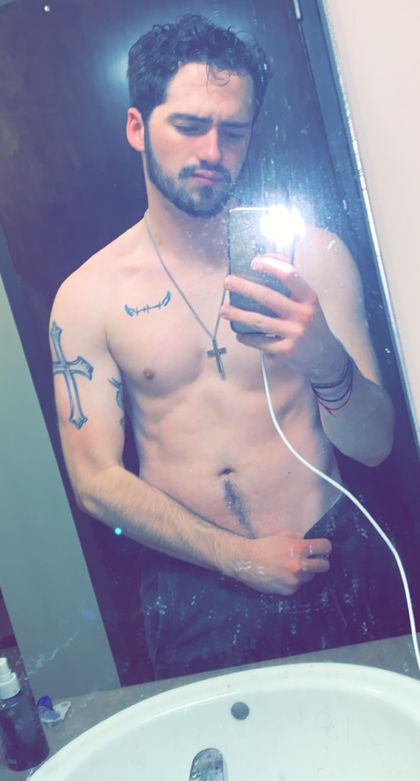andrew623229 OnlyFans picture