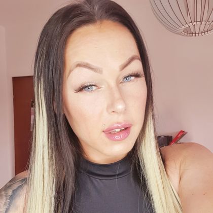 droncsikaaa89 OnlyFans picture