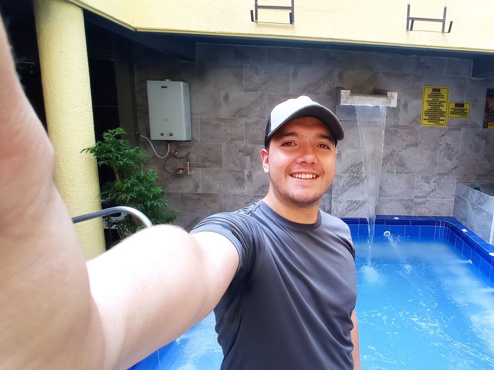 carlosabril_l OnlyFans profile picture