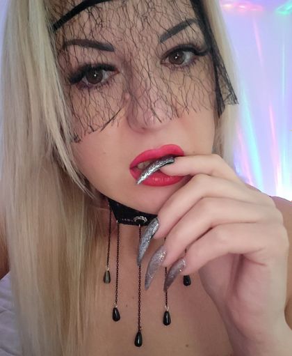 hotblondedolly OnlyFans picture