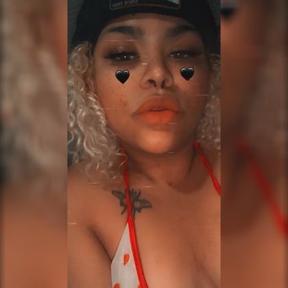 gloom_babyy OnlyFans picture