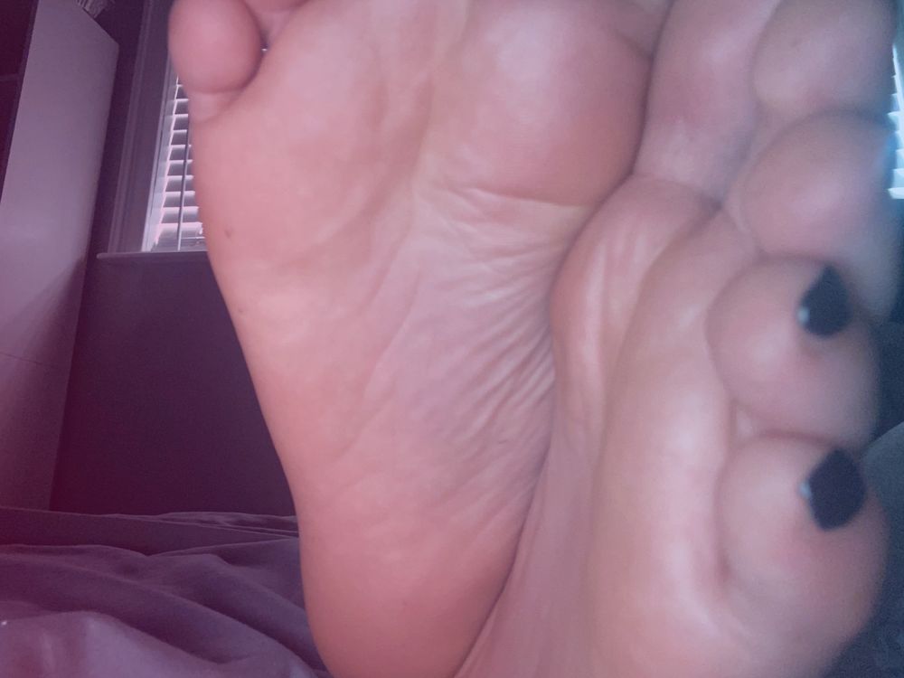 valeriexfeet OnlyFans profile picture
