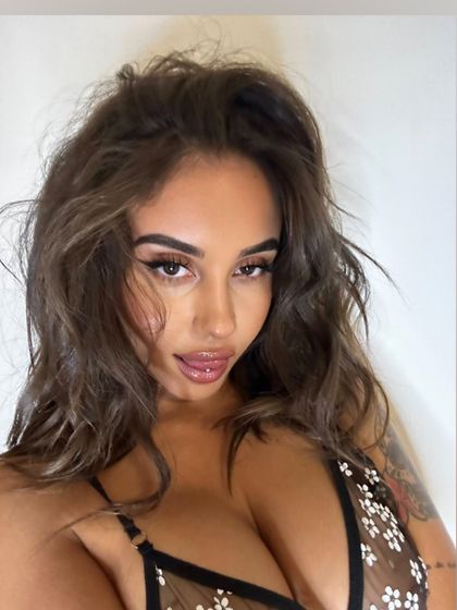semiareal OnlyFans picture