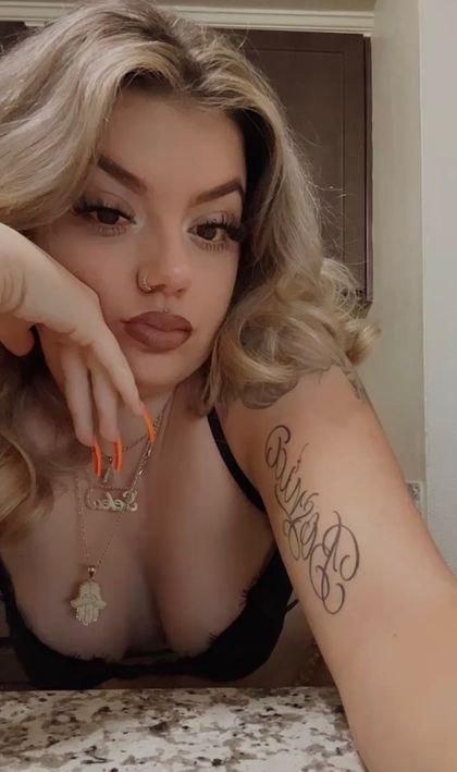 prettytoessekaa OnlyFans picture