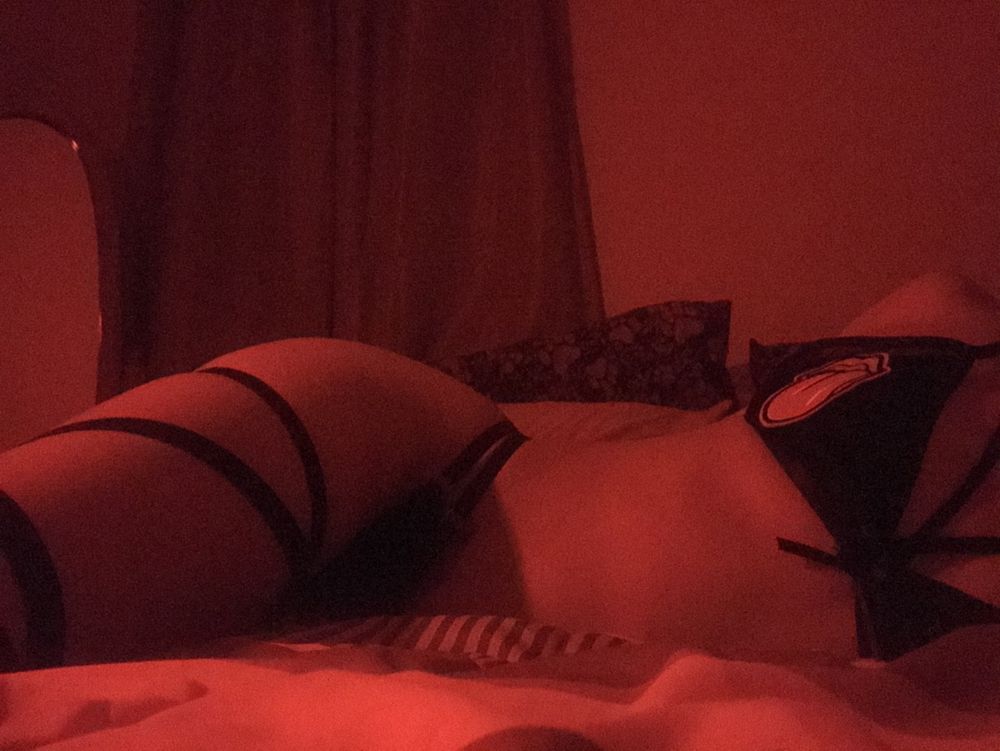 yallieeeee OnlyFans profile picture