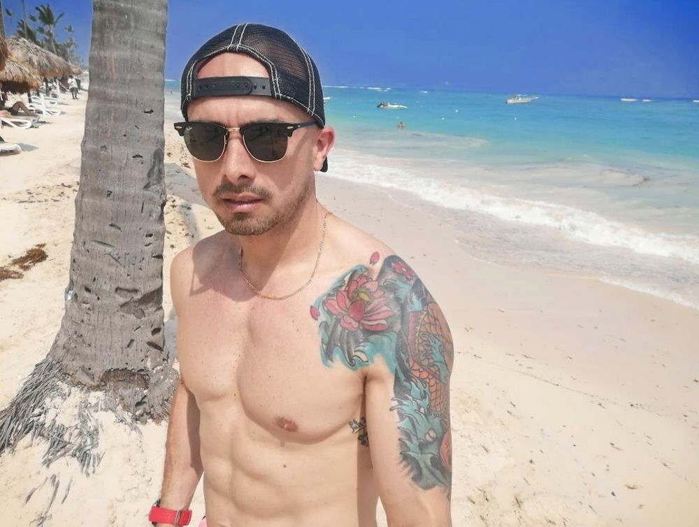 r_perezhenriquez OnlyFans profile picture