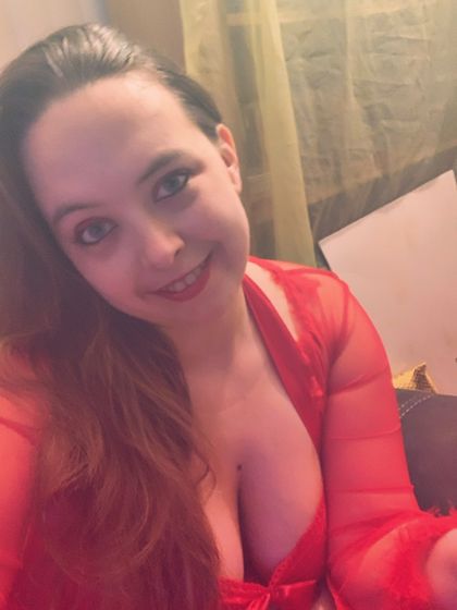 hazelhotwife OnlyFans picture
